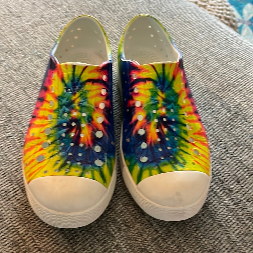 Native shoes, size 13